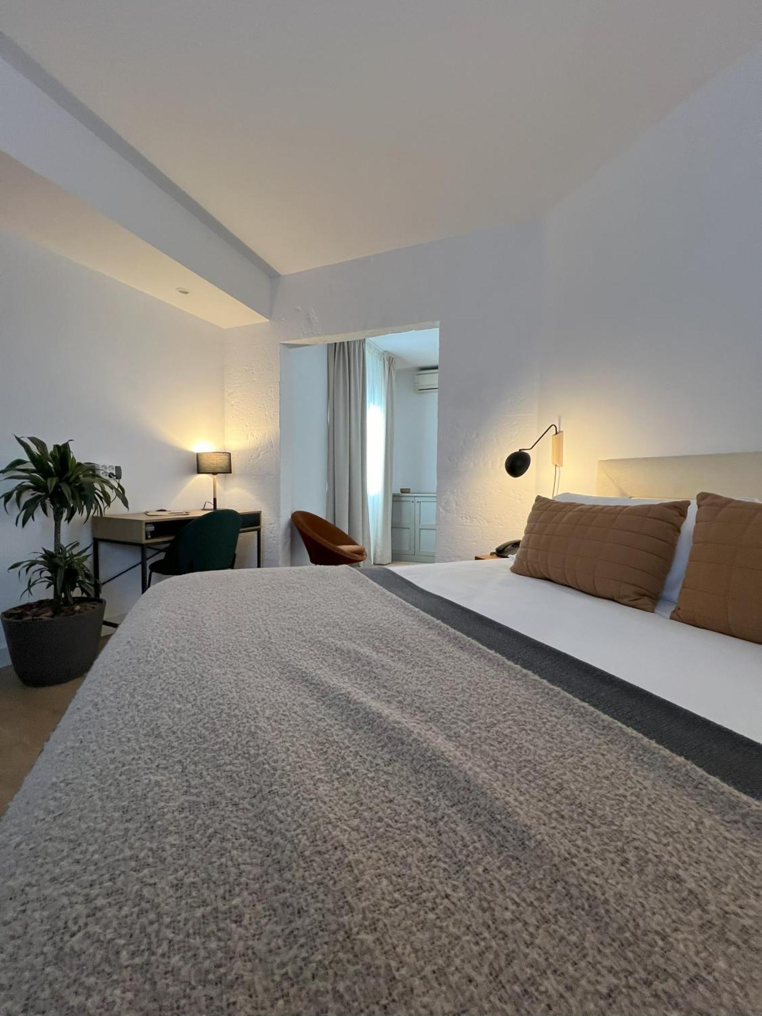 Hotel San Miguel Menorca Mahón Екстериор снимка